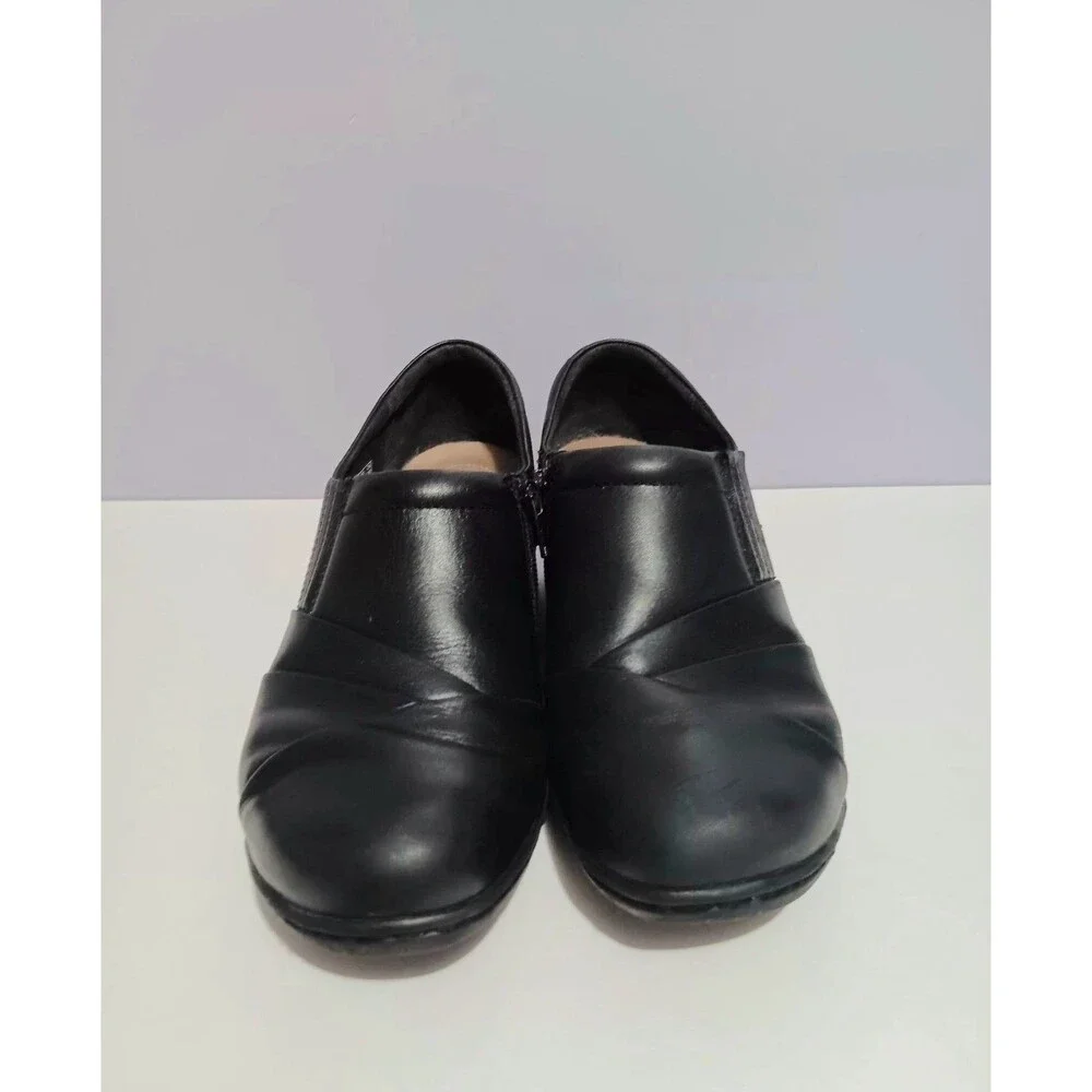 Clark's Black Leather Zip Up Loafer Women's Sz 8.5 M